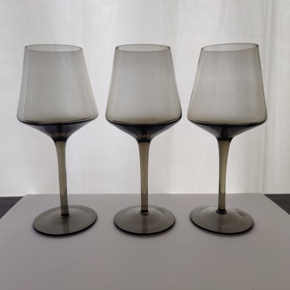 3 |  MCM | Unbranded| vintage c. 60s 70s | Smoke colored Wine Glasses - Picture 4 of 11